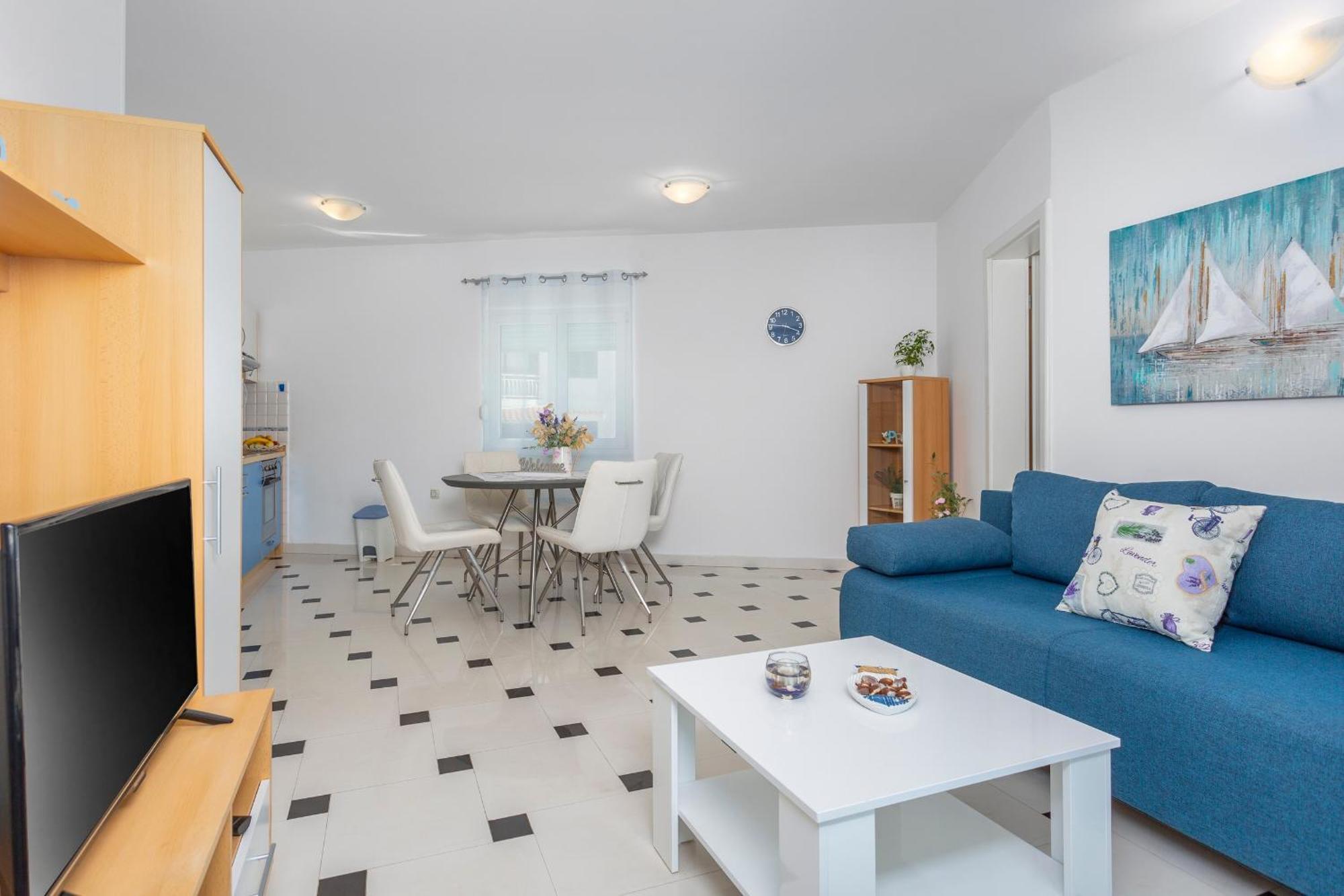 Apartments By The Sea Njivice, Krk - 5296 Ruang foto